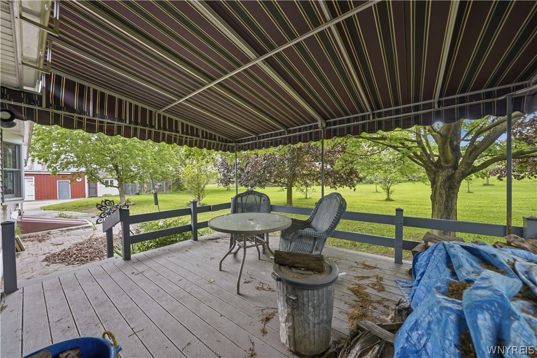 9950 Harper Road Darien, NY 14036 - Photo 9 of 50 Covered rear deck