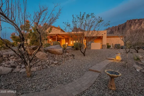 $1,395,000 | 3086 North Herrala Way, Apache Junction, AZ 85119