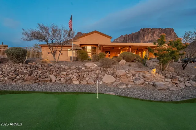 $1,395,000 | 3086 North Herrala Way, Apache Junction, AZ 85119
