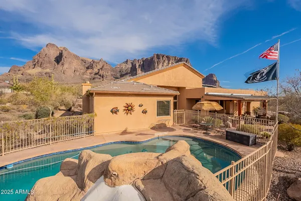 $1,395,000 | 3086 North Herrala Way, Apache Junction, AZ 85119