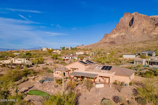 $1,395,000 | 3086 North Herrala Way, Apache Junction, AZ 85119