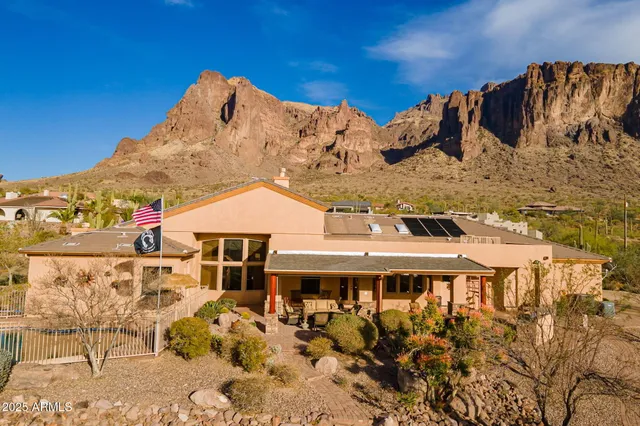$1,395,000 | 3086 North Herrala Way, Apache Junction, AZ 85119