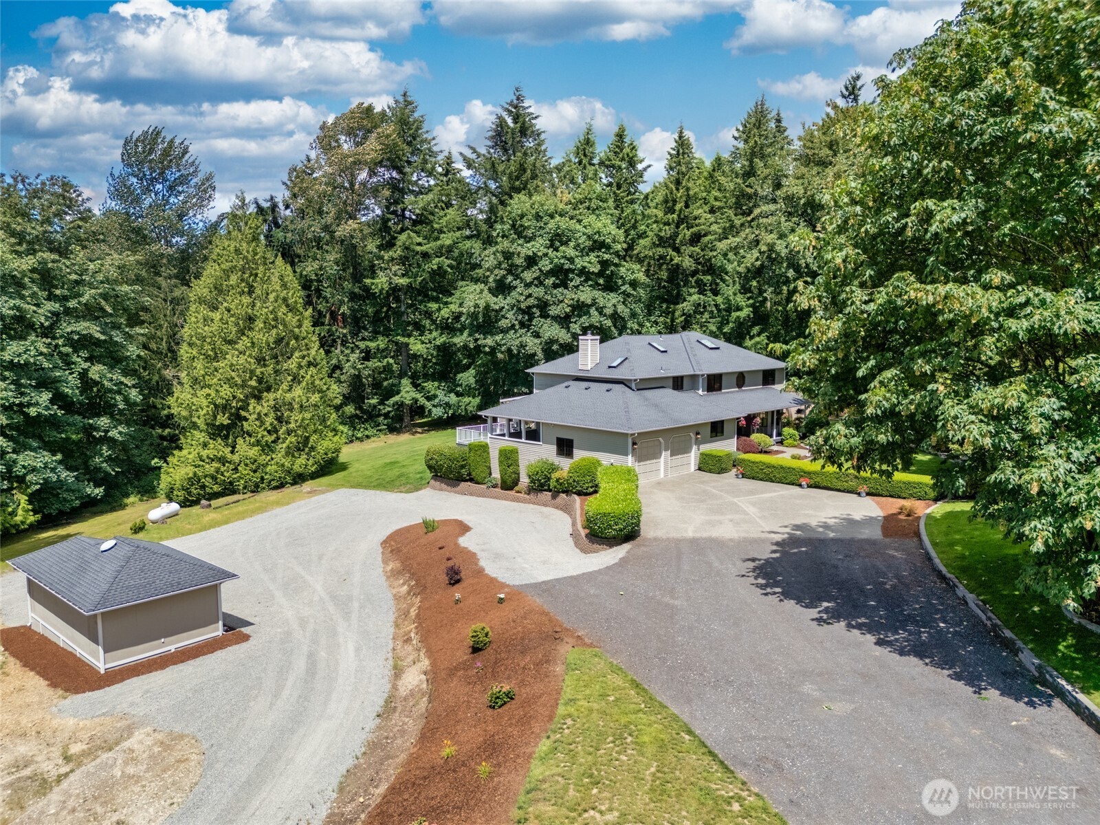 20942 Southeast 159th Street Renton, WA 98059 - Photo 2 of 40 Gallery Image 2