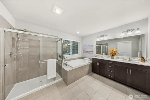 $699,950 | 15266 198th Ave Court East, Bonney Lake, WA 98391