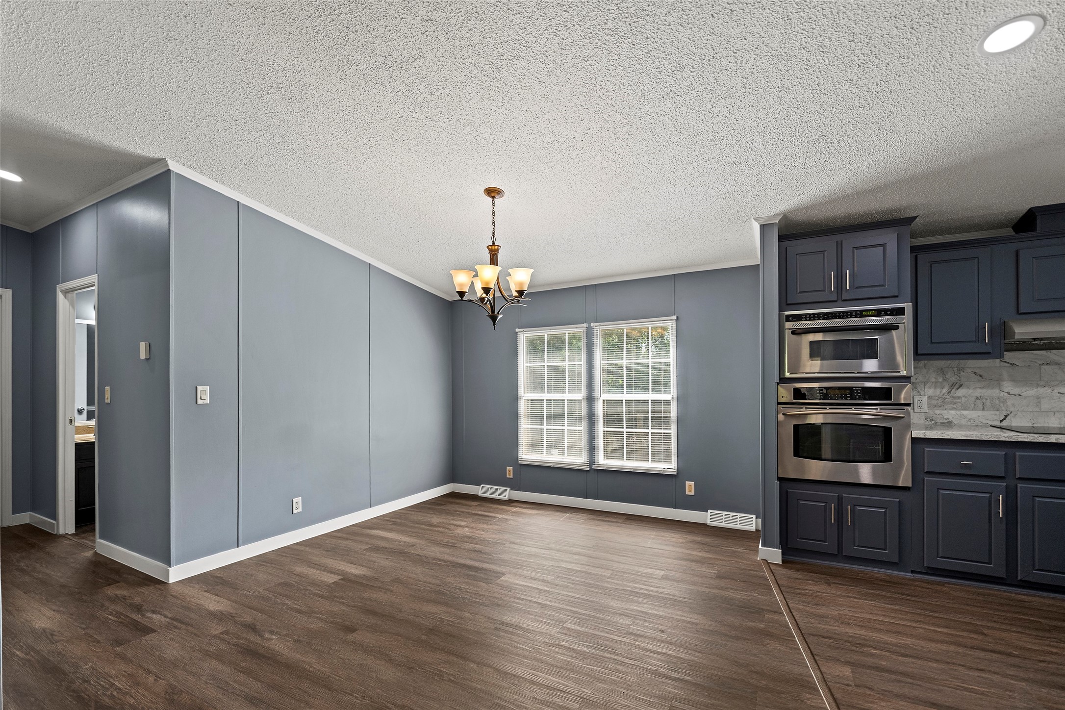 15411 Treichel Road Tomball, TX 77377 - Photo 7 of 24 Dining room