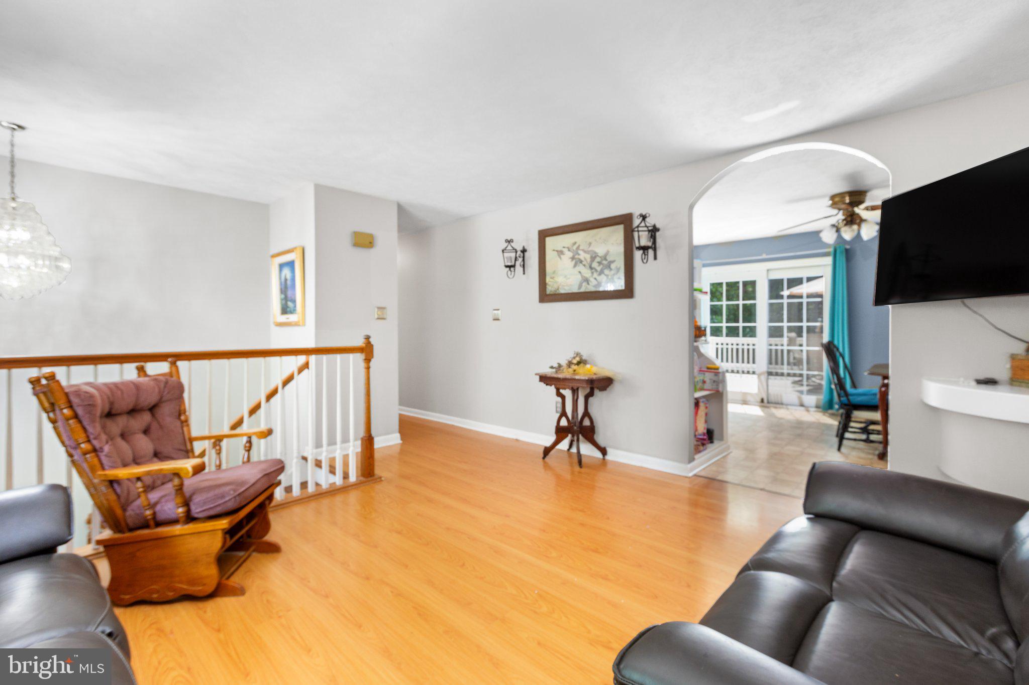 11428 Orange Plank Road Locust Grove, VA 22508 - Photo 13 of 63 Living Room
