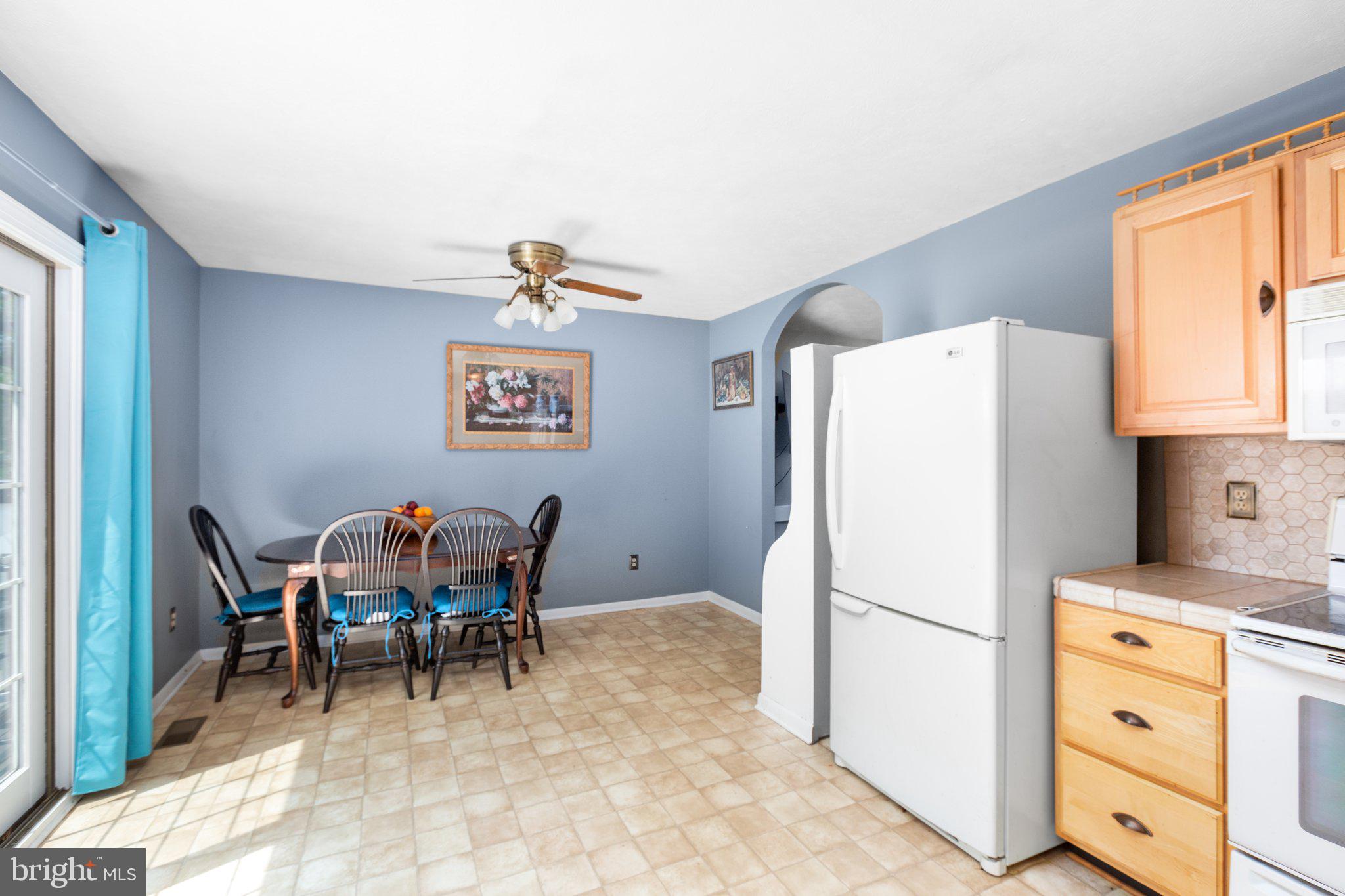 11428 Orange Plank Road Locust Grove, VA 22508 - Photo 9 of 63 Table Space