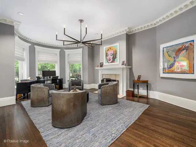 $4,249,000 | 1352 N La Salle Drive, Chicago, IL 60610