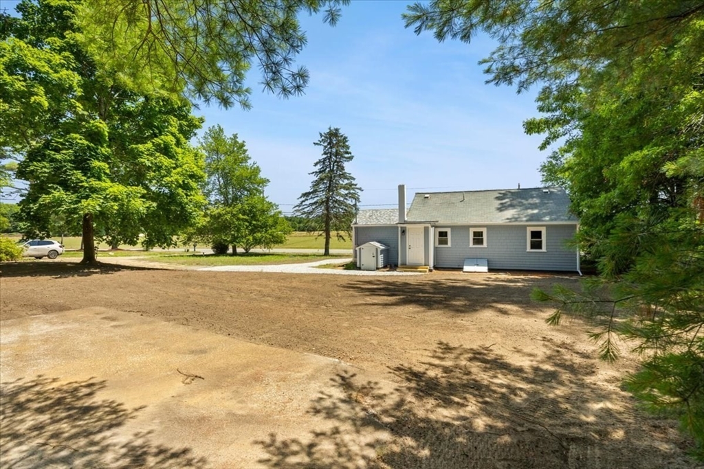 521 Marys Pond Road Rochester, MA 02770 - Photo 26 of 42