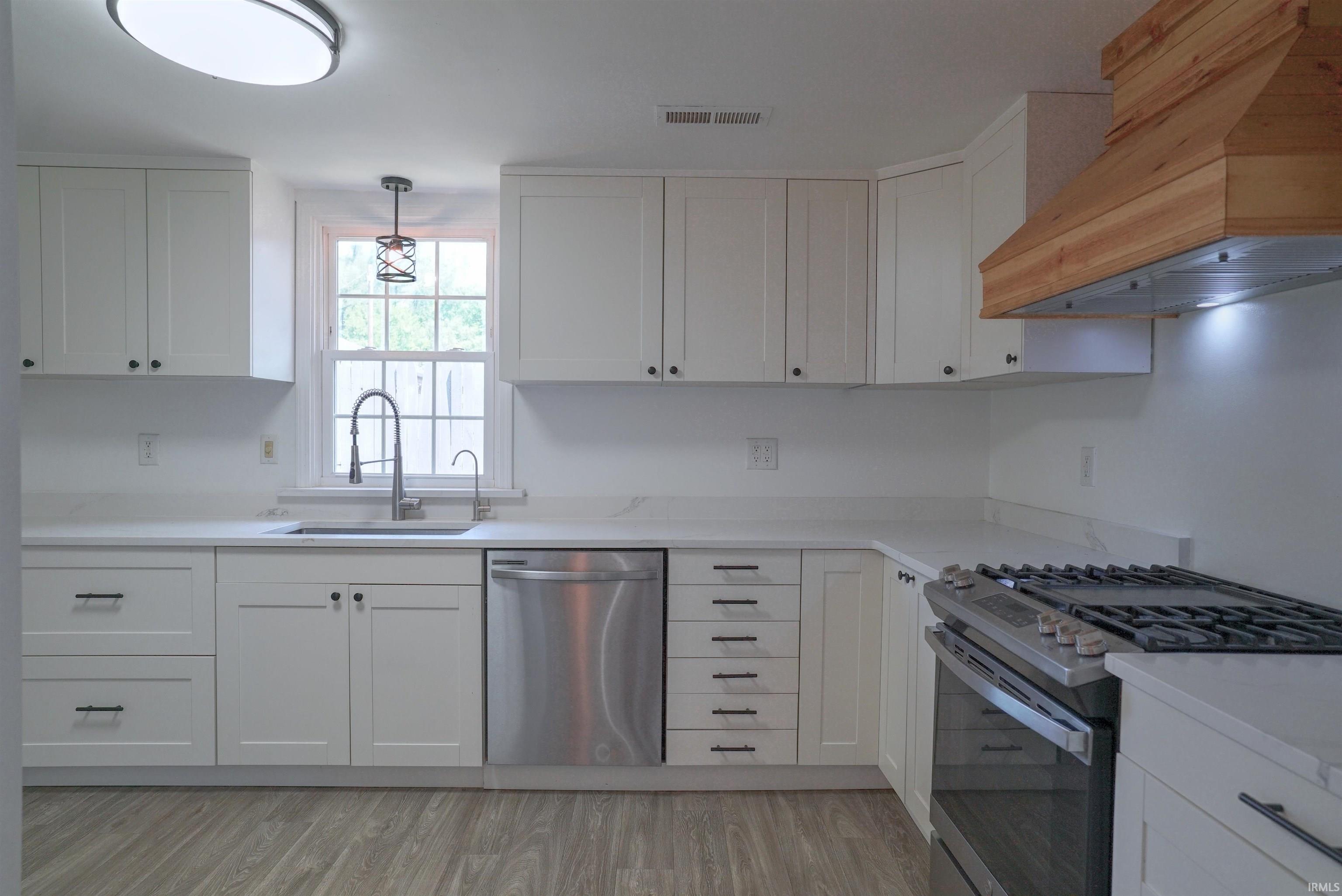 52589 Lilac Road South Bend, IN 46628 - Photo 12 of 27