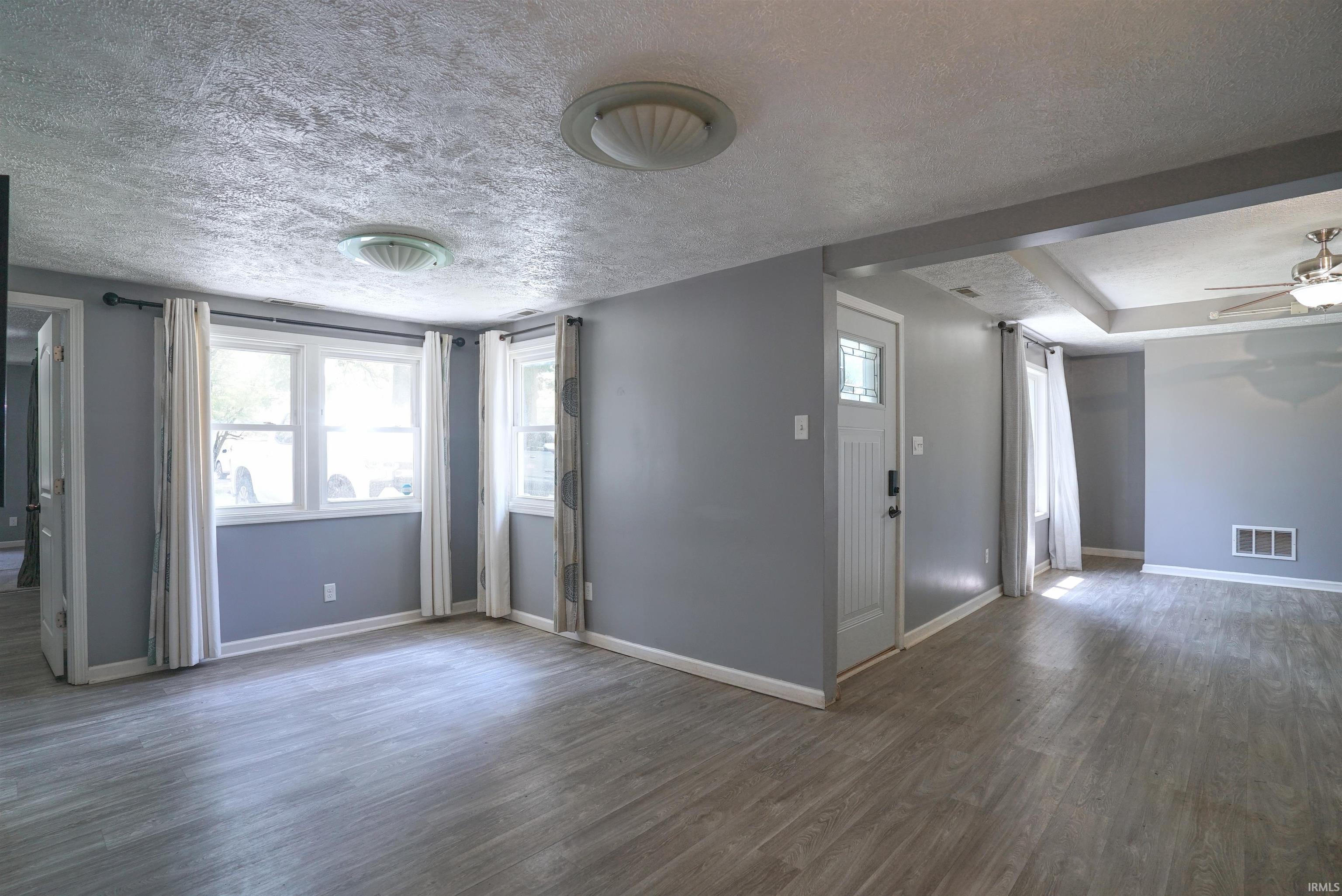 52589 Lilac Road South Bend, IN 46628 - Photo 15 of 27