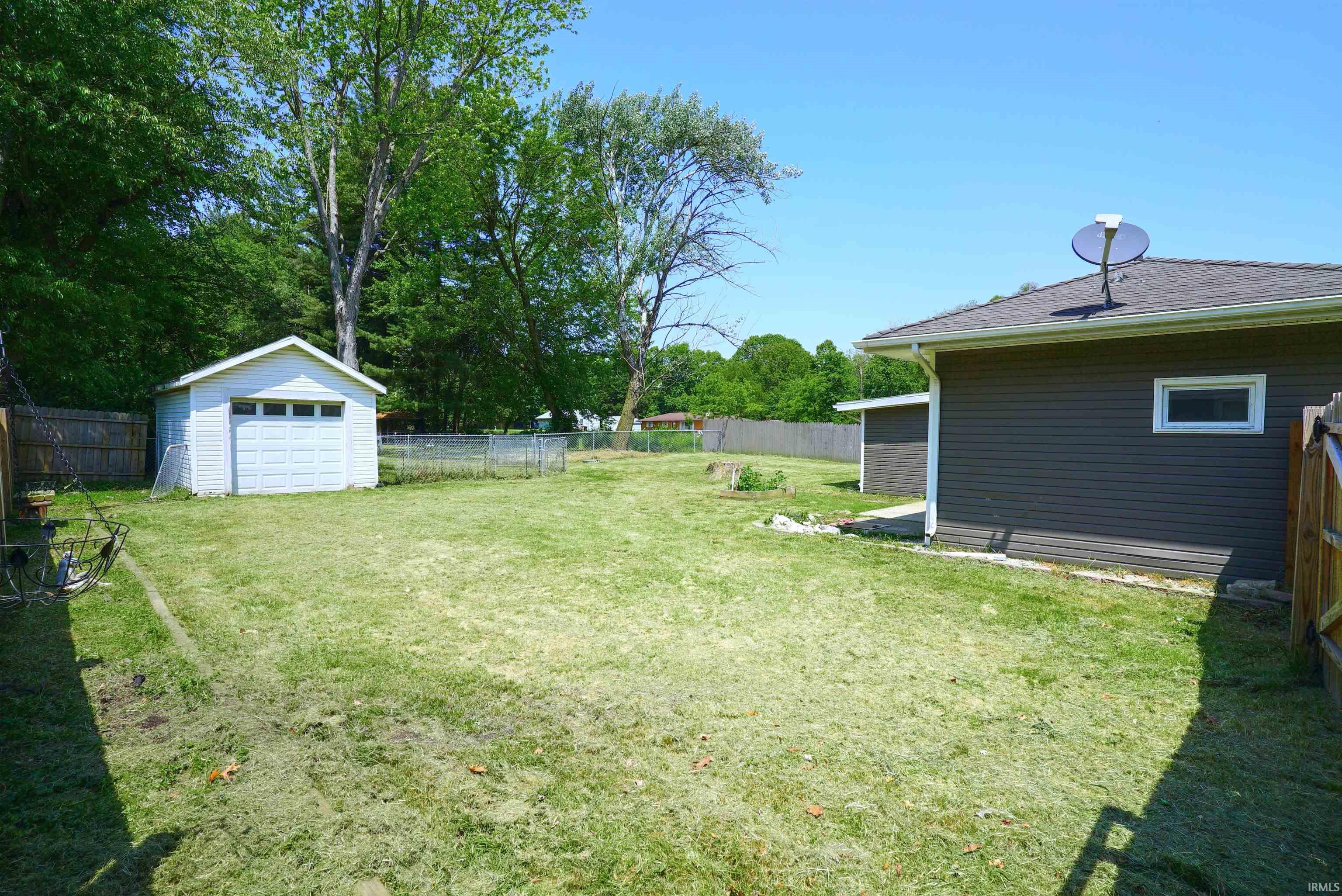 52589 Lilac Road South Bend, IN 46628 - Photo 4 of 27