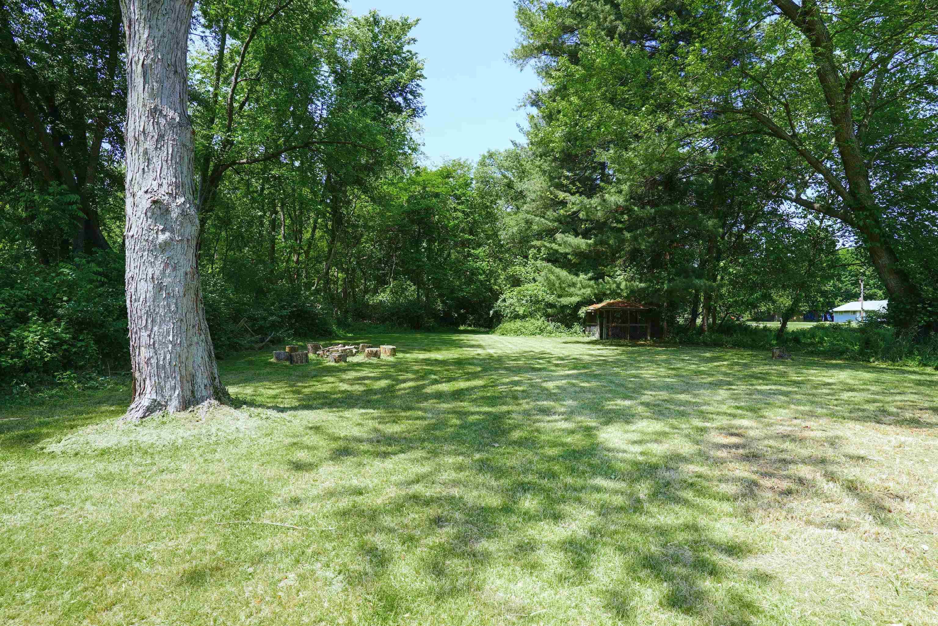 52589 Lilac Road South Bend, IN 46628 - Photo 8 of 27