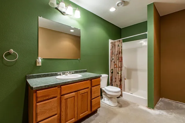 $1,650,000 | Xxxxx 530th Street, West Concord, MN 55985