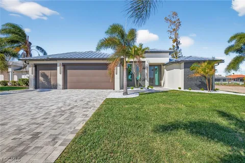 front view of house with a yard