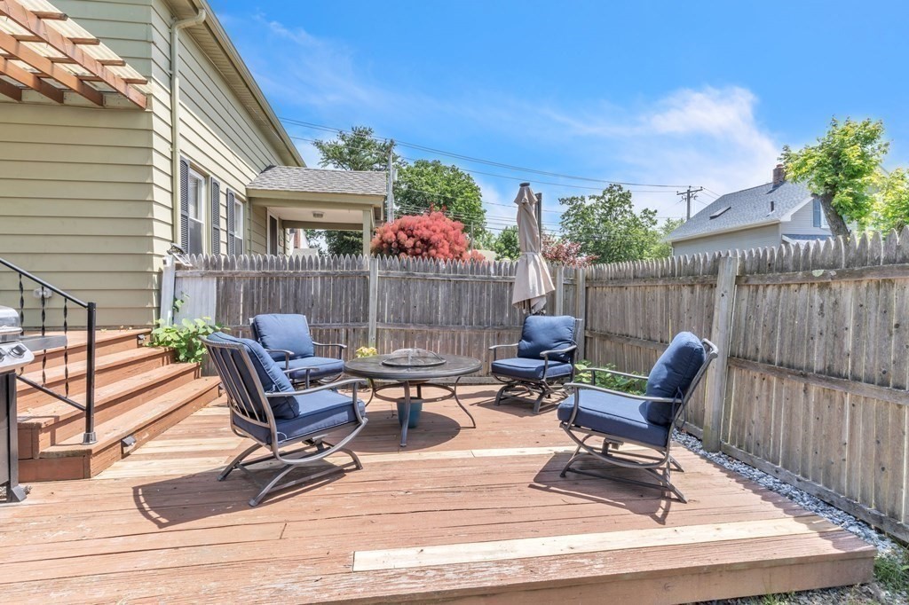 1640 Carew Street Springfield, MA 01104 - Photo 23 of 36 Gallery Image 23