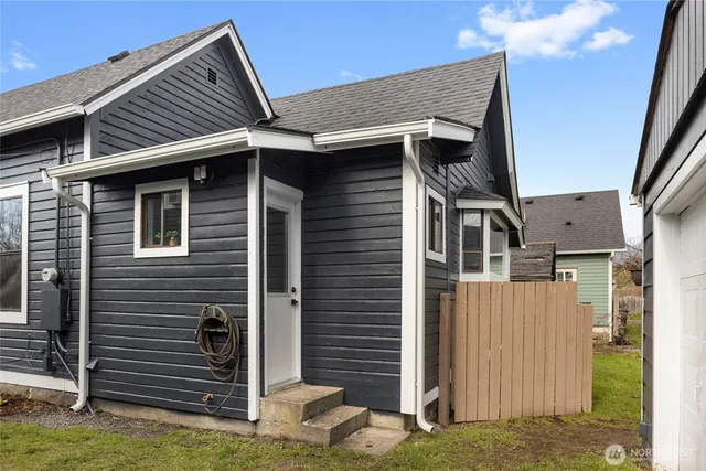 $647,499 | 1410 J Street, Bellingham, WA 98225