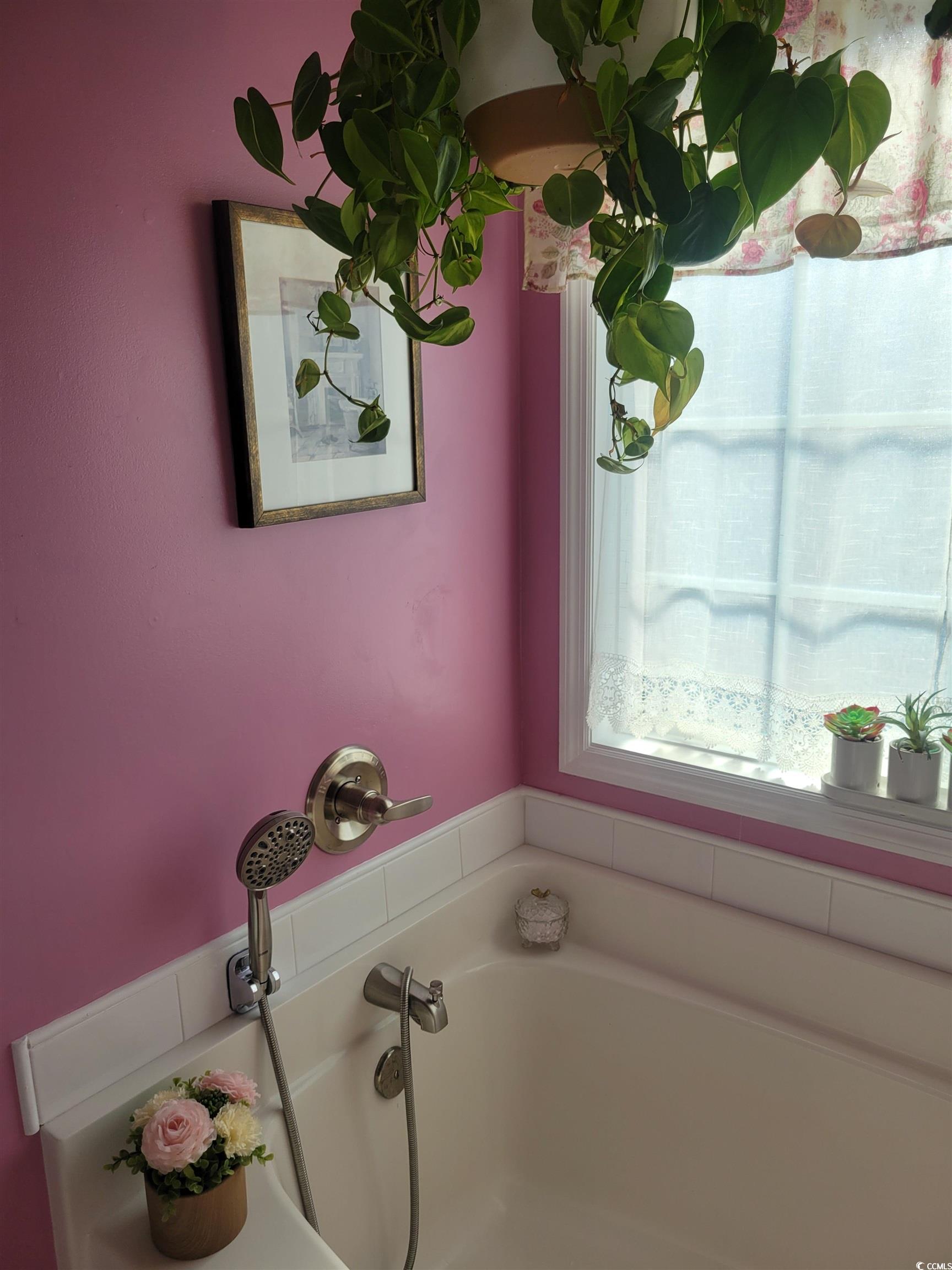 405 Beulah Circle Conway, SC 29527 - Photo 15 of 28 Full bathroom featuring a bath