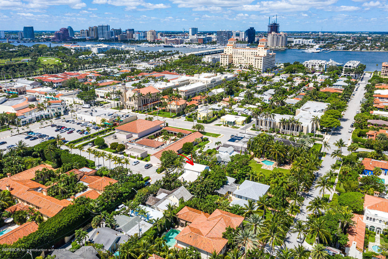 165 Root Trail Palm Beach, FL 33480 - Photo 38 of 39 an aerial view of a city with lots of residential buildings