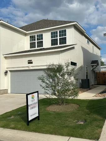 $1,895 | 931 Beebrush Lane, New Braunfels, TX 78130