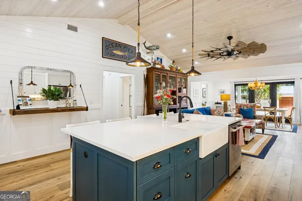 $2,149,000 | 502 1/2 Ashantilly Avenue, St. Simons, GA 31522