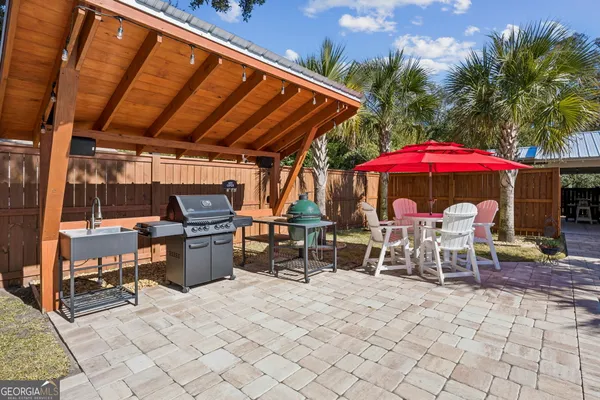 $2,149,000 | 502 1/2 Ashantilly Avenue, St. Simons, GA 31522