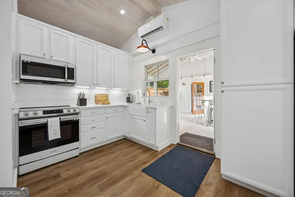 $2,149,000 | 502 1/2 Ashantilly Avenue, St. Simons, GA 31522