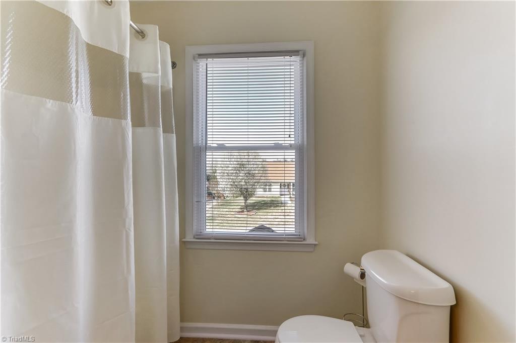2105 Acorn Ridge Road Greensboro, NC 27407 - Photo 18 of 22 Gallery Image 18