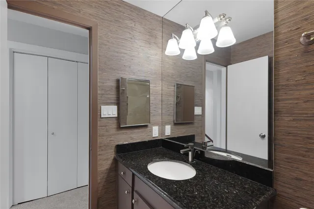 $289,000 | 7929 Woodway Drive, Unit 4, Houston, TX 77063