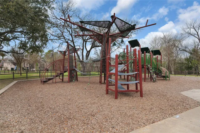 $289,000 | 7929 Woodway Drive, Unit 4, Houston, TX 77063