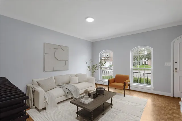 $289,000 | 7929 Woodway Drive, Unit 4, Houston, TX 77063