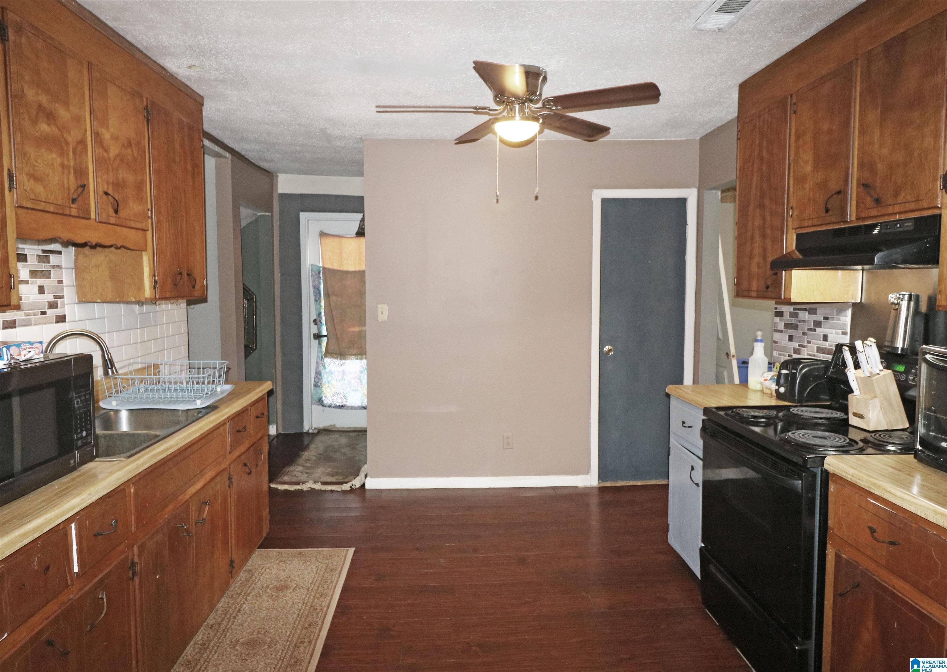 39 Mcnabb Road Ohatchee, AL 36271 - Photo 3 of 26