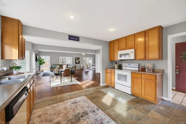 $450,000 | 9828 South Harbour Pointe Drive, Unit 11, Bloomington, IN 47401