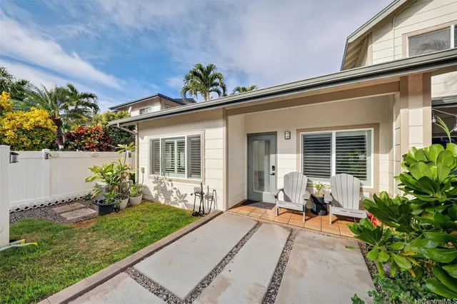 $3,950 | 91-1041 Kaileolea Drive, Unit 2A6, Ewa Beach, HI 96706