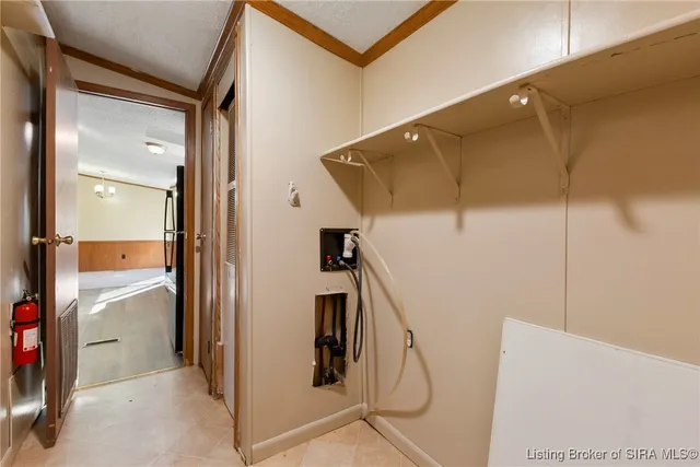 $184,999 | 17729 Highway 31 S, Henryville, IN 47126