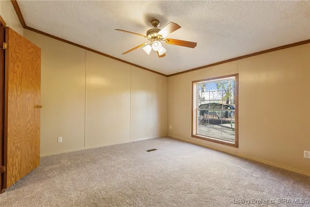 $184,999 | 17729 Highway 31 S, Henryville, IN 47126