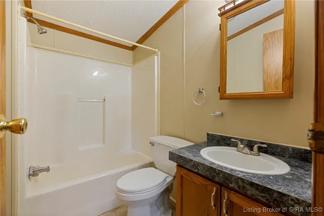 $184,999 | 17729 Highway 31 S, Henryville, IN 47126