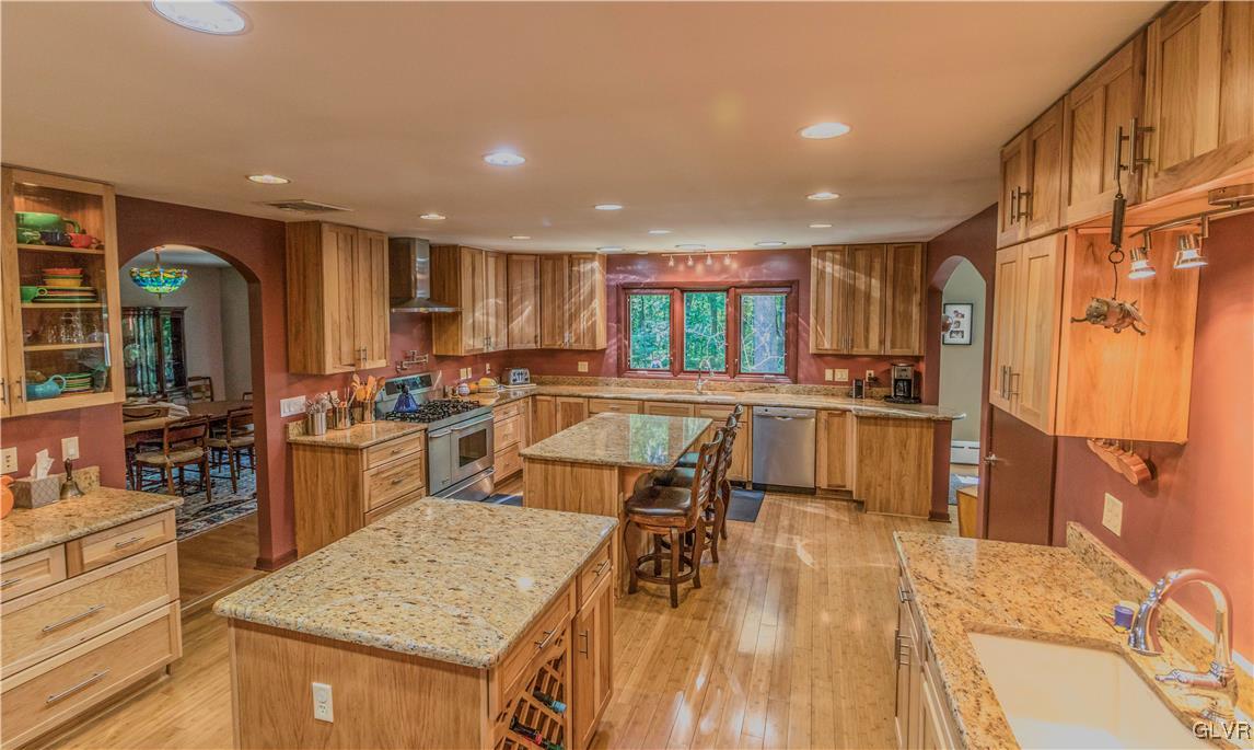 3370 Church Road Bethlehem, PA 18015 - Photo 2 of 38 Gallery Image 2