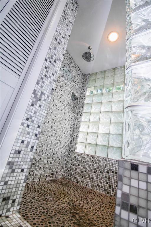 3370 Church Road Bethlehem, PA 18015 - Photo 24 of 38 Master Bath Shower