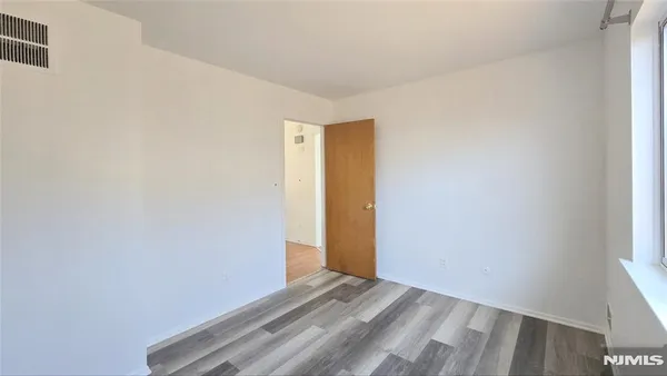 $2,300 | 619 Sussex Street, Unit 3, Harrison, NJ 07029