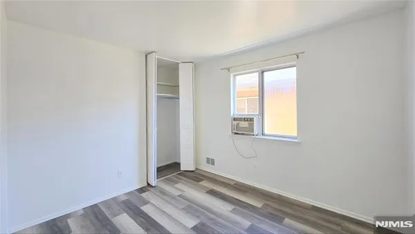 $2,300 | 619 Sussex Street, Unit 3, Harrison, NJ 07029