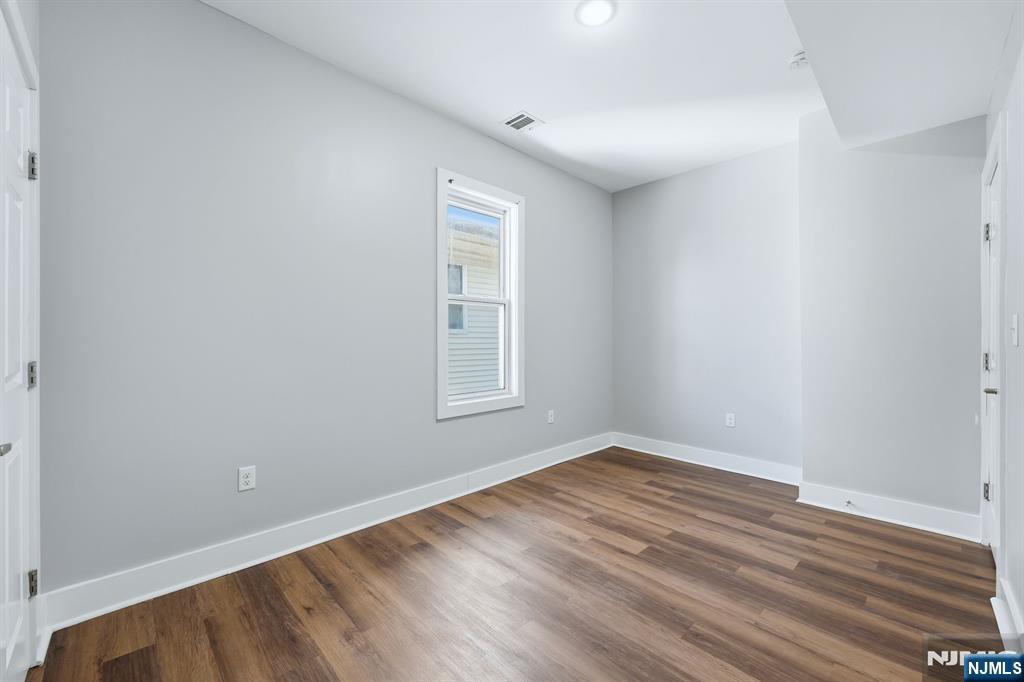 913 South 18th Street, Unit 2 Newark, NJ 07108 - Photo 22 of 27