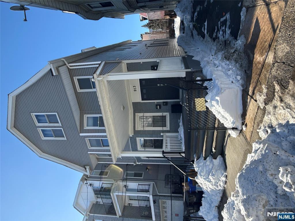 913 South 18th Street, Unit 2 Newark, NJ 07108 - Photo 26 of 27