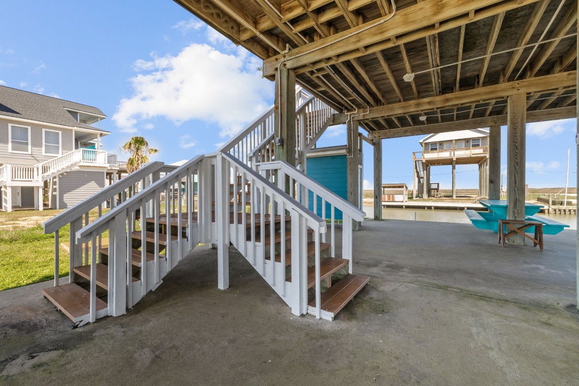 522 Dolphin Drive Freeport, TX 77541 - Photo 13 of 47