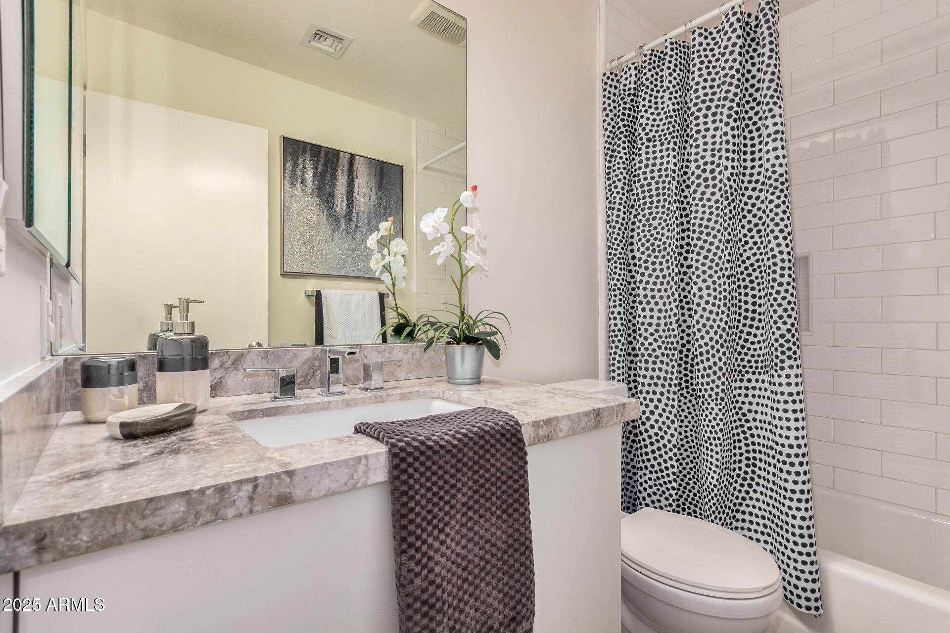 4312 East Roma Avenue Phoenix, AZ 85018 - Photo 18 of 30 27 - Roma