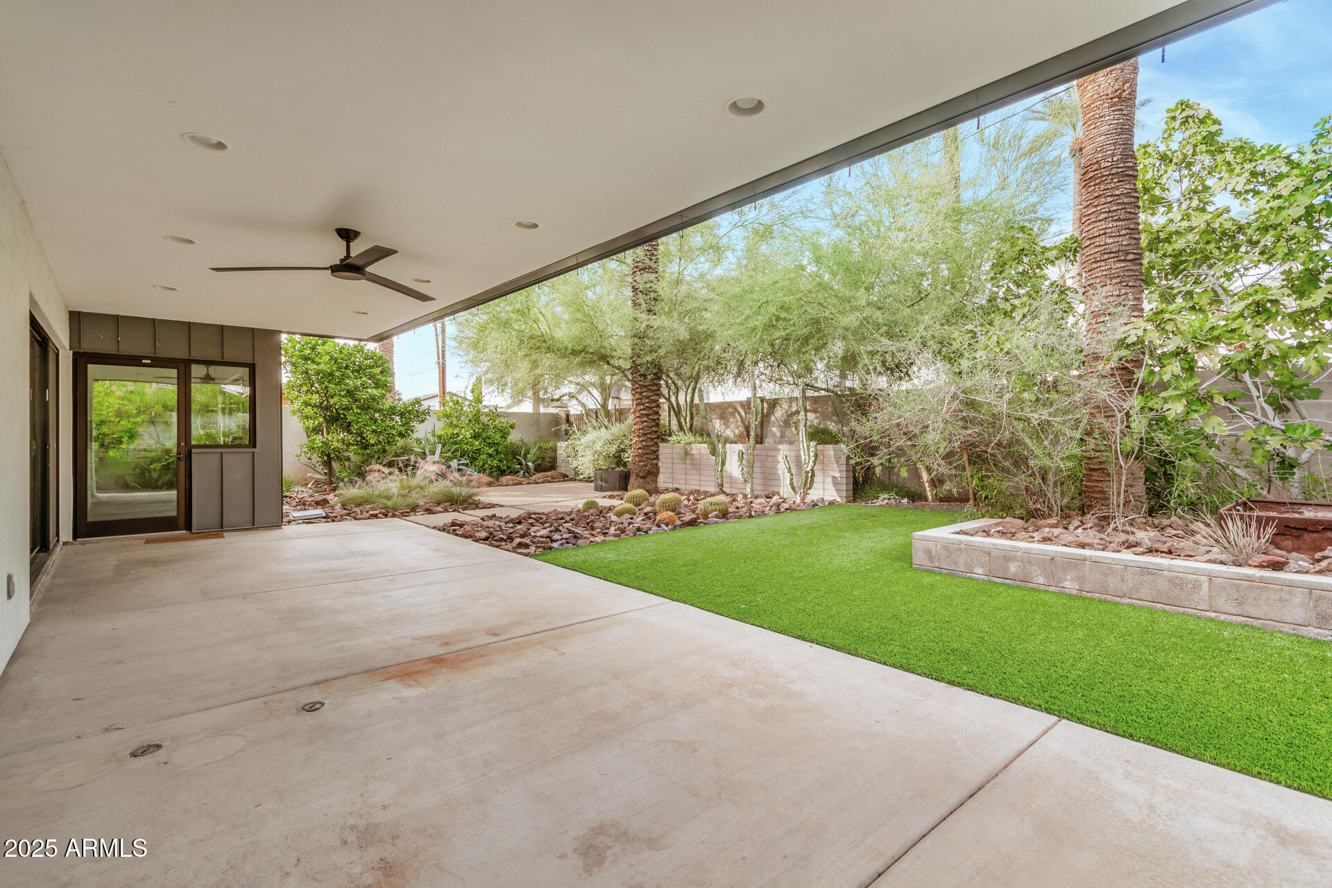 4312 East Roma Avenue Phoenix, AZ 85018 - Photo 27 of 30 36 - Roma