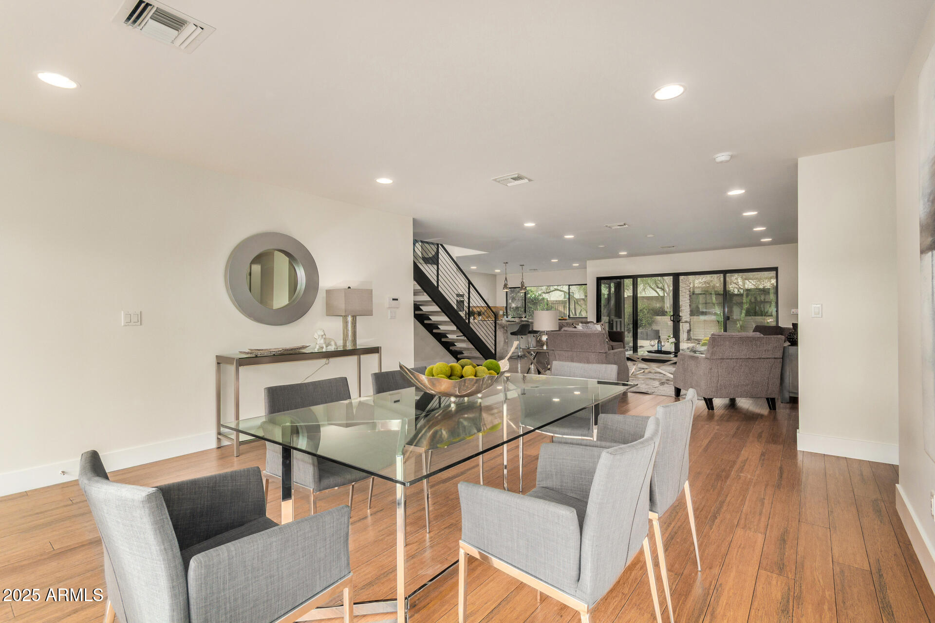 4312 East Roma Avenue Phoenix, AZ 85018 - Photo 6 of 30 13 - Roma