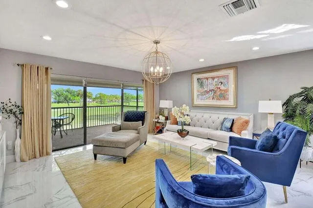 $79,900 | 15 Westgate Lane, Unit D, Boynton Beach, FL 33436