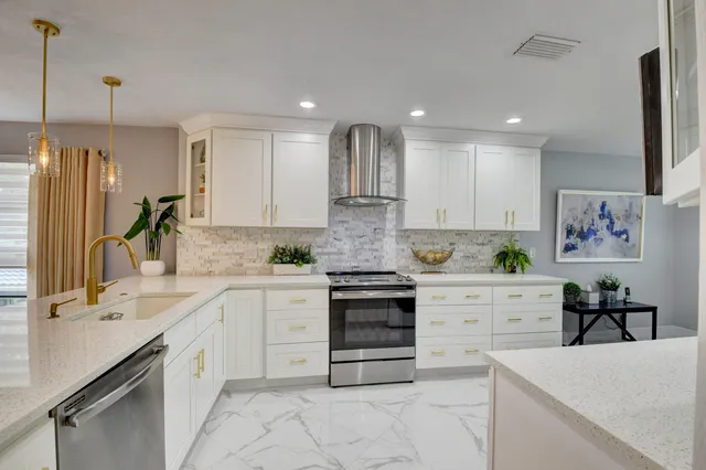 $79,900 | 15 Westgate Lane, Unit D, Boynton Beach, FL 33436