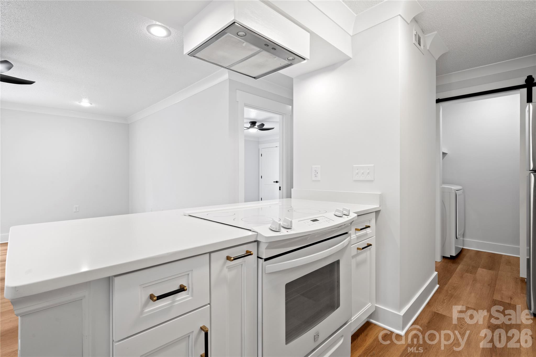 4906 Sardis Road Charlotte, NC 28270 - Photo 12 of 34 Gallery Image 12